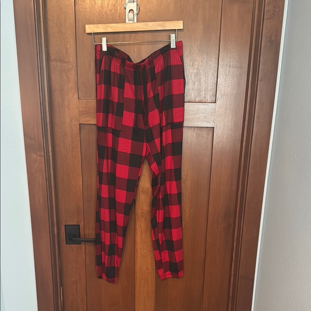 Plaid Women's Pajama Pants - Red and Black
